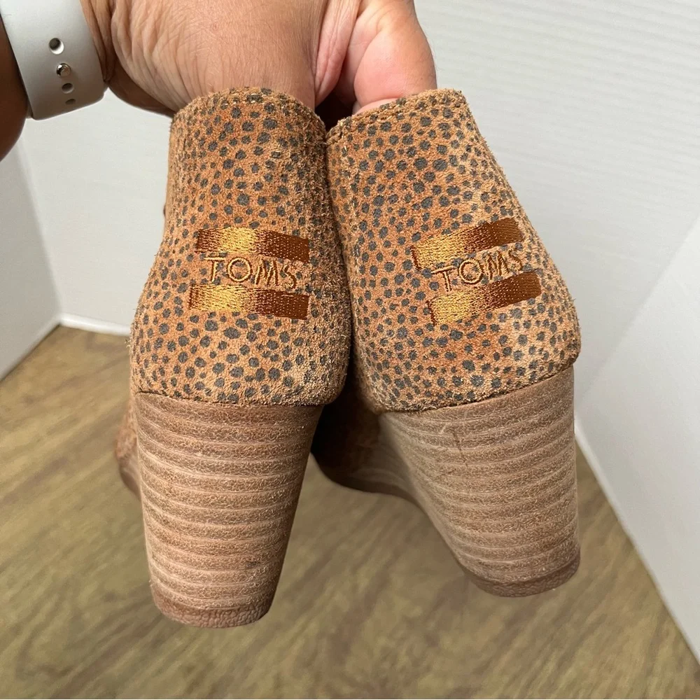 Toms Kala Suede Wedge Brown Booties Cheetah Print Ankle Boots Size 7